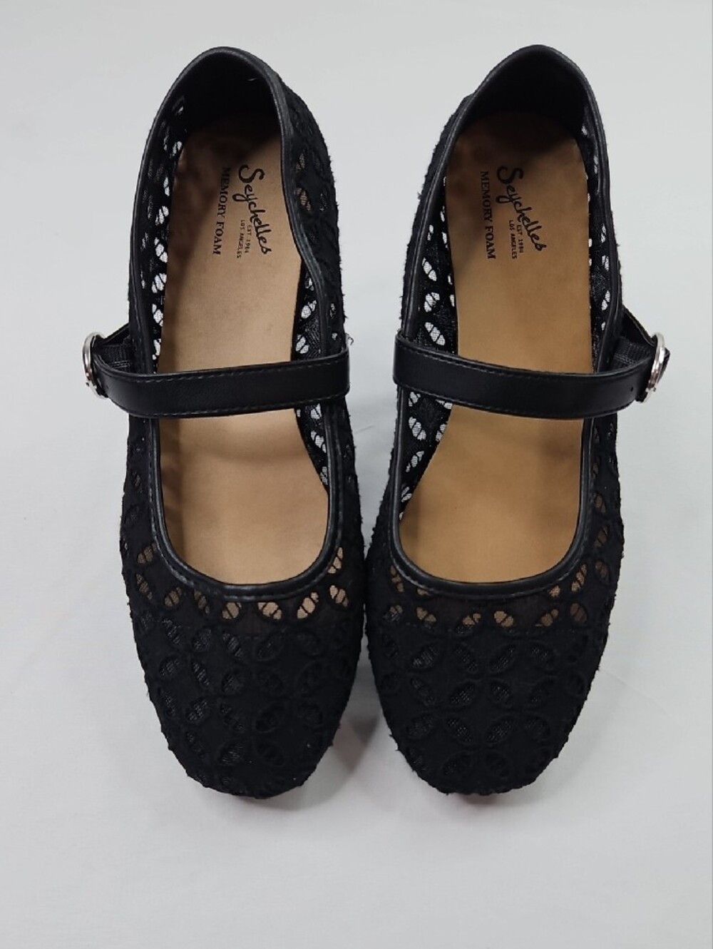 Seychelles Women's Black Lace Crochet Mary Jane Flats with Silver Buckle 9W - Picture 3 of 8